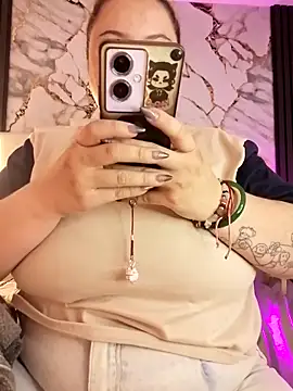 Snapshot of mollieblue69 chatting on 29, 11, 2025 mollieblue69 online show from 29, 11, 2025