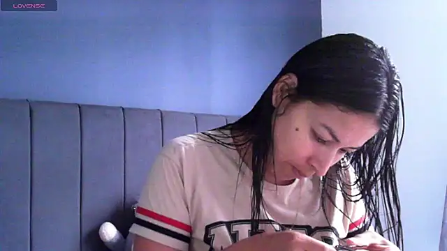 Sweet-Angie online show from 11, 5, 2026
