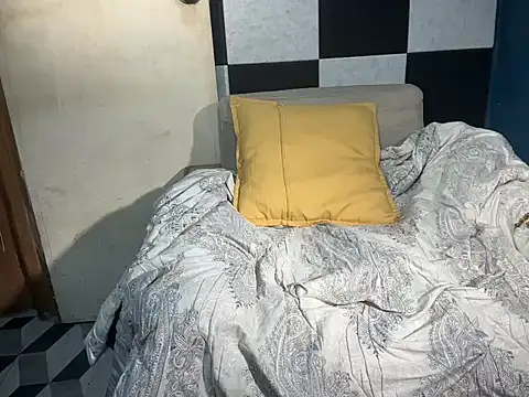 asian-doll online show from 27, 3, 2026