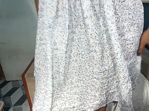 asian-doll online show from 11, 5, 2026