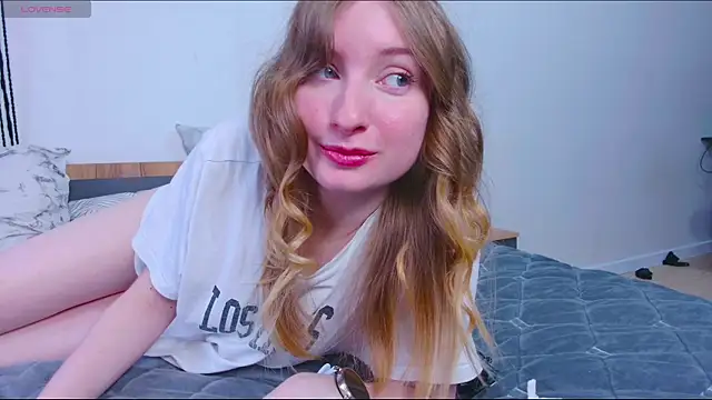  whiteprincess online show from 7, 10, 2025