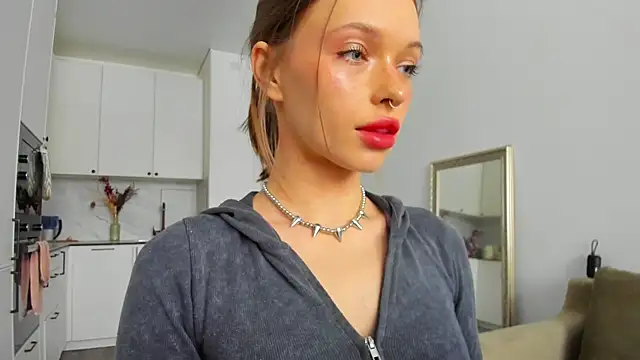 Kossie  online show from 13, 2, 2025