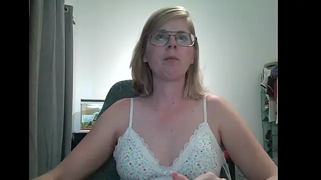 SavannaGirly online show from 26, 2, 2025