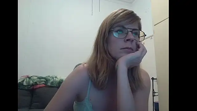 SavannaGirly online show from 20, 11, 2025