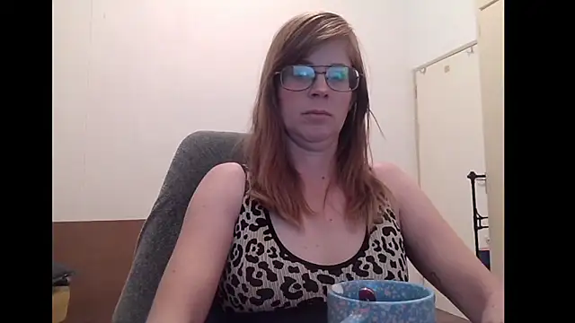SavannaGirly online show from 17, 6, 2026