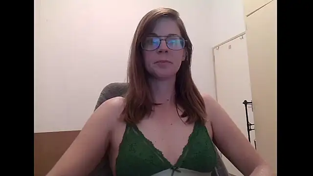 SavannaGirly online show from 9, 4, 2026