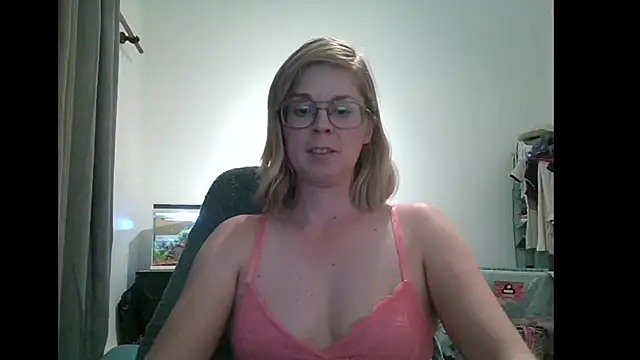 SavannaGirly online show from 23, 2, 2025