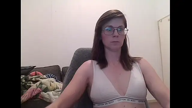 SavannaGirly online show from 9, 2, 2026