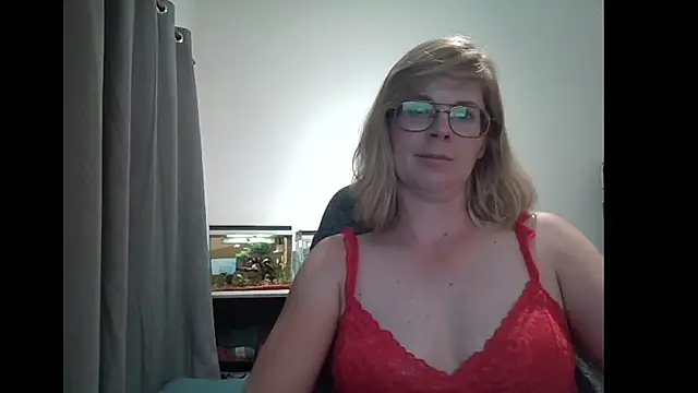 SavannaGirly online show from 7, 3, 2025