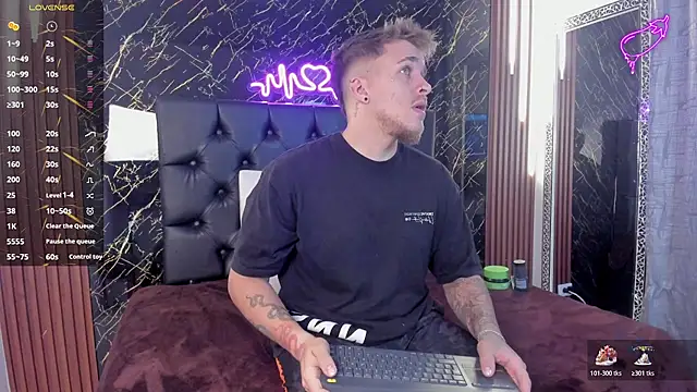 Snapshot of keane_lee chatting on 13, 11, 2025 keane lee online show from 13, 11, 2025