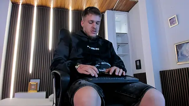 keane lee online show from 5, 12, 2025