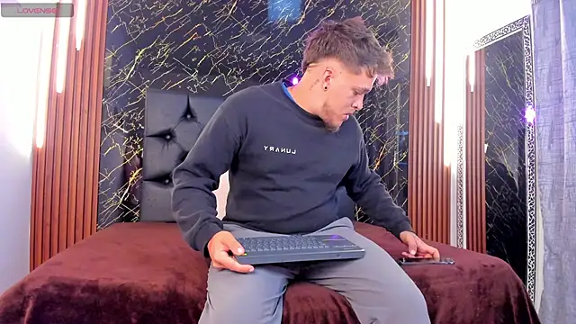 Snapshot of keane_lee chatting on 26, 9, 2025 keane lee online show from 26, 9, 2025