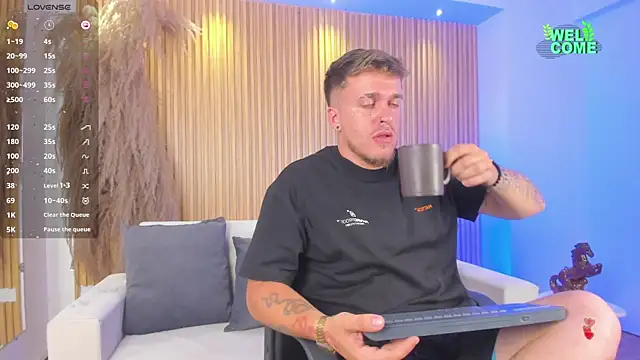 Snapshot of keane_lee chatting on 22, 1, 2025 keane lee online show from 22, 1, 2025