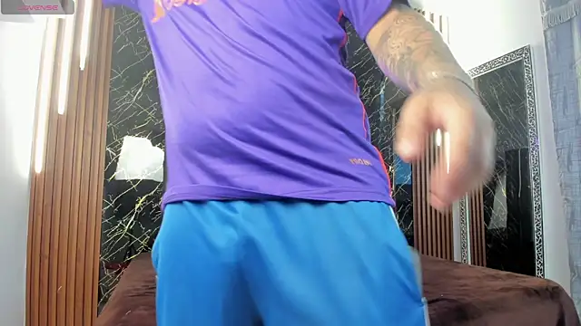 Snapshot of keane_lee chatting on 25, 10, 2025 keane lee online show from 25, 10, 2025