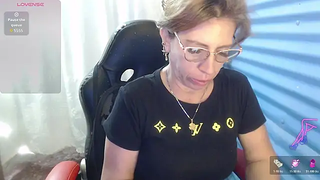 Snapshot of Chayla_Ruiz chatting on 7, 6, 2026 Chayla Ruiz online show from 7, 6, 2026