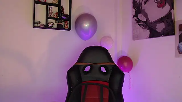 Chayla Ruiz online show from 17, 3, 2025