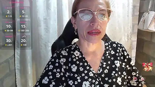 Chayla Ruiz online show from 6, 3, 2026