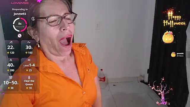 Chayla Ruiz online show from 13, 11, 2025