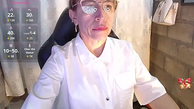 Chayla Ruiz online show from 9, 3, 2026