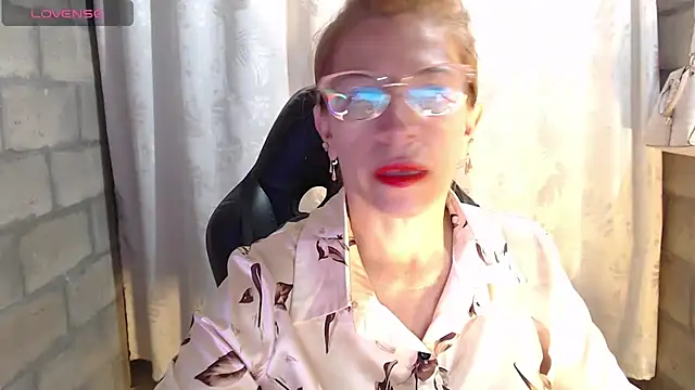 Chayla Ruiz online show from 13, 3, 2026