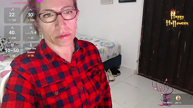 Chayla Ruiz online show from 15, 10, 2025