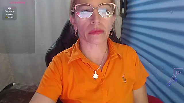 Snapshot of Chayla_Ruiz chatting on 15, 6, 2026 Chayla Ruiz online show from 15, 6, 2026