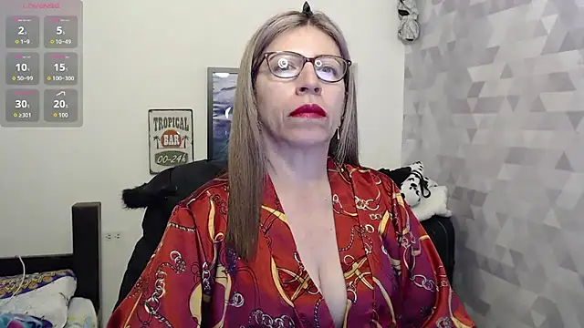 Chayla Ruiz online show from 20, 9, 2025