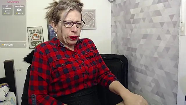 Chayla Ruiz online show from 21, 9, 2025