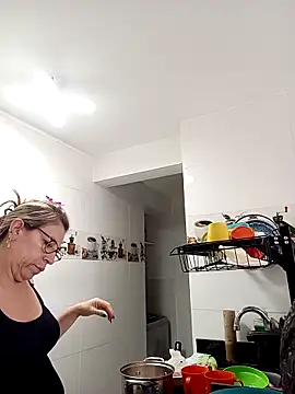 Chayla Ruiz online show from 30, 9, 2025