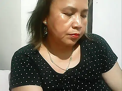 Lhadycarolyn online show from 2, 10, 2025