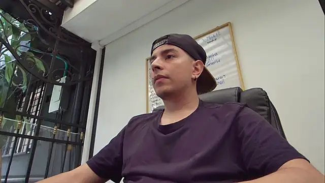 Jhoan saenz online show from 1, 2, 2025