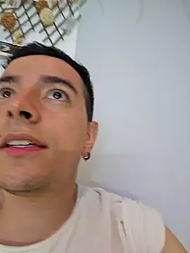 Jhoan saenz online show from 17, 2, 2025