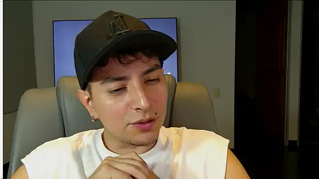 Jhoan saenz online show from 8, 10, 2025