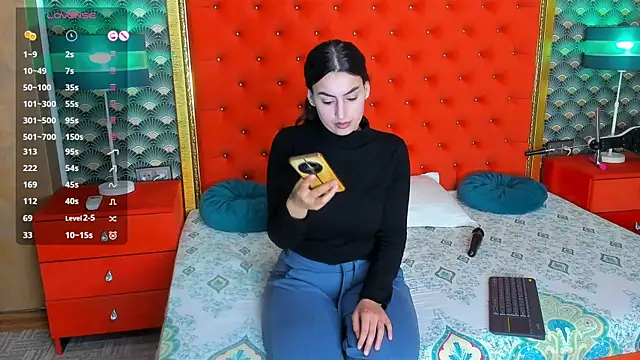 VallerieJones online show from 3, 4, 2026