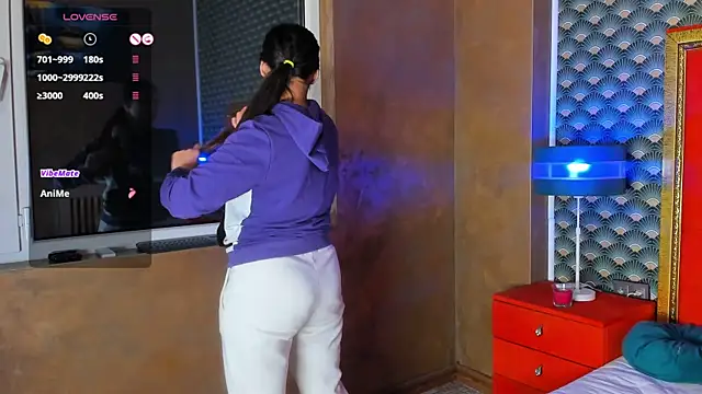 VallerieJones online show from 14, 4, 2026