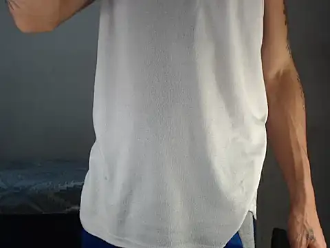 emiliano hottt online show from 19, 12, 2024