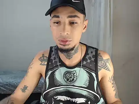 emiliano hottt online show from 15, 12, 2024