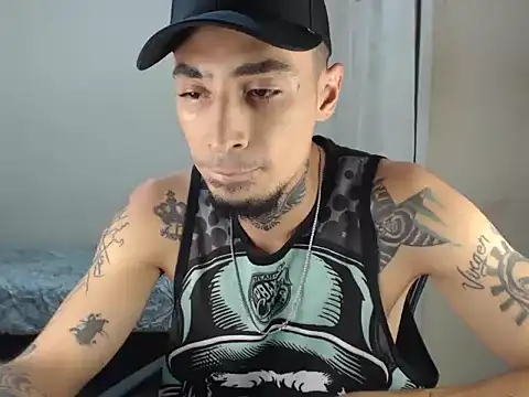 emiliano hottt online show from 15, 12, 2024