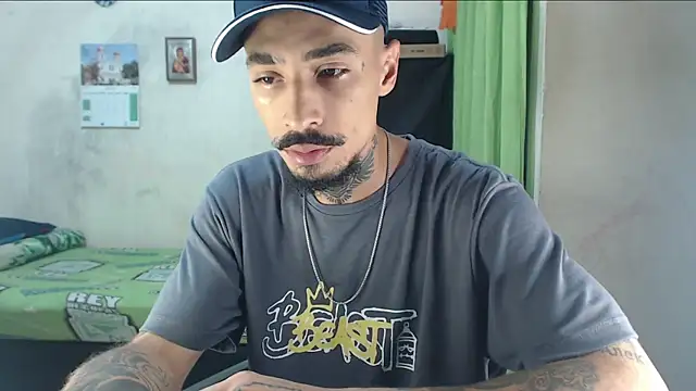 emiliano hottt online show from 10, 6, 2026
