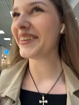 LisaSweetie online show from 4, 3, 2026