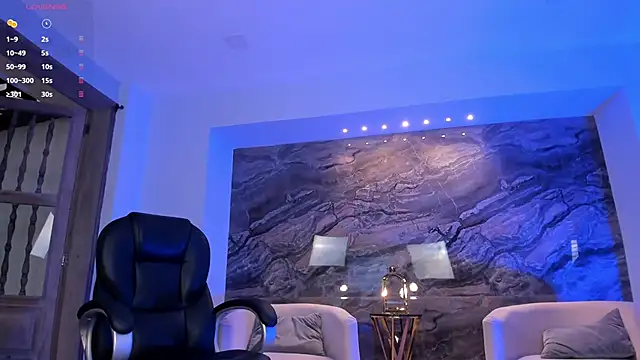 Snapshot of MaryLewis_ chatting on 26, 10, 2025 MaryLewis online show from 26, 10, 2025