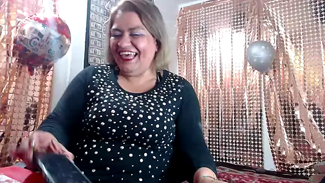 NAILAH SANZ online show from 19, 3, 2025