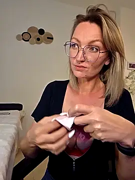 MissMialicious online show from 11, 3, 2026