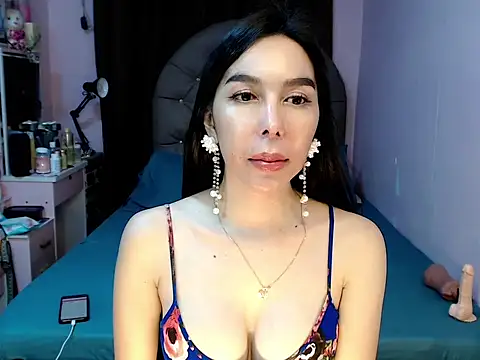 TSDESIREcindy29 online show from 6, 10, 2025