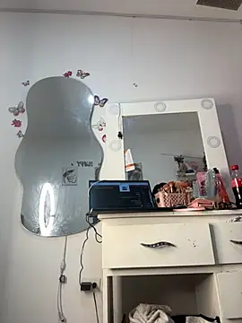 jailyncam  online show from 4, 10, 2025