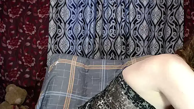 EmilyDoth online show from 26, 12, 2024