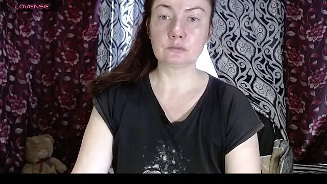 EmilyDoth online show from 17, 10, 2025