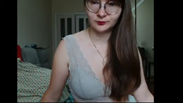 KiraGoldens online show from 10, 6, 2026