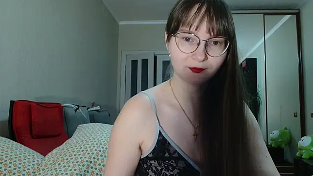 KiraGoldens online show from 9, 4, 2026