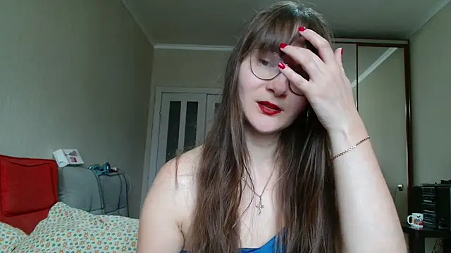 KiraGoldens online show from 2, 6, 2026